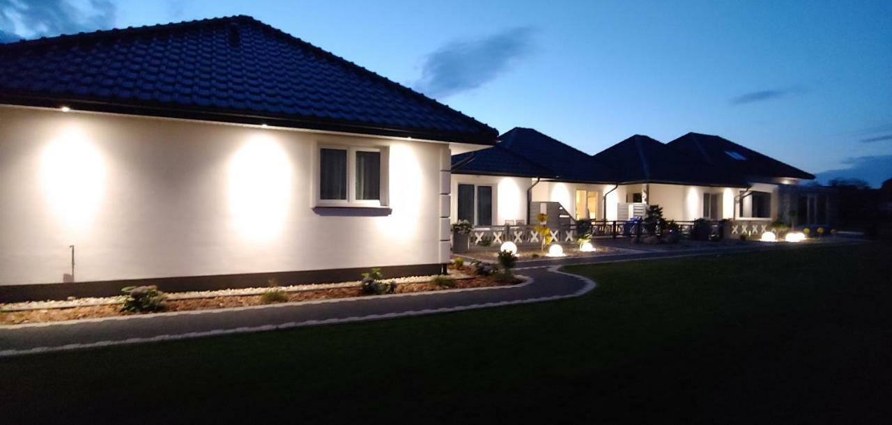 Apartamenty Dzemejra - Jumeirah Darlowo Ngoại thất bức ảnh