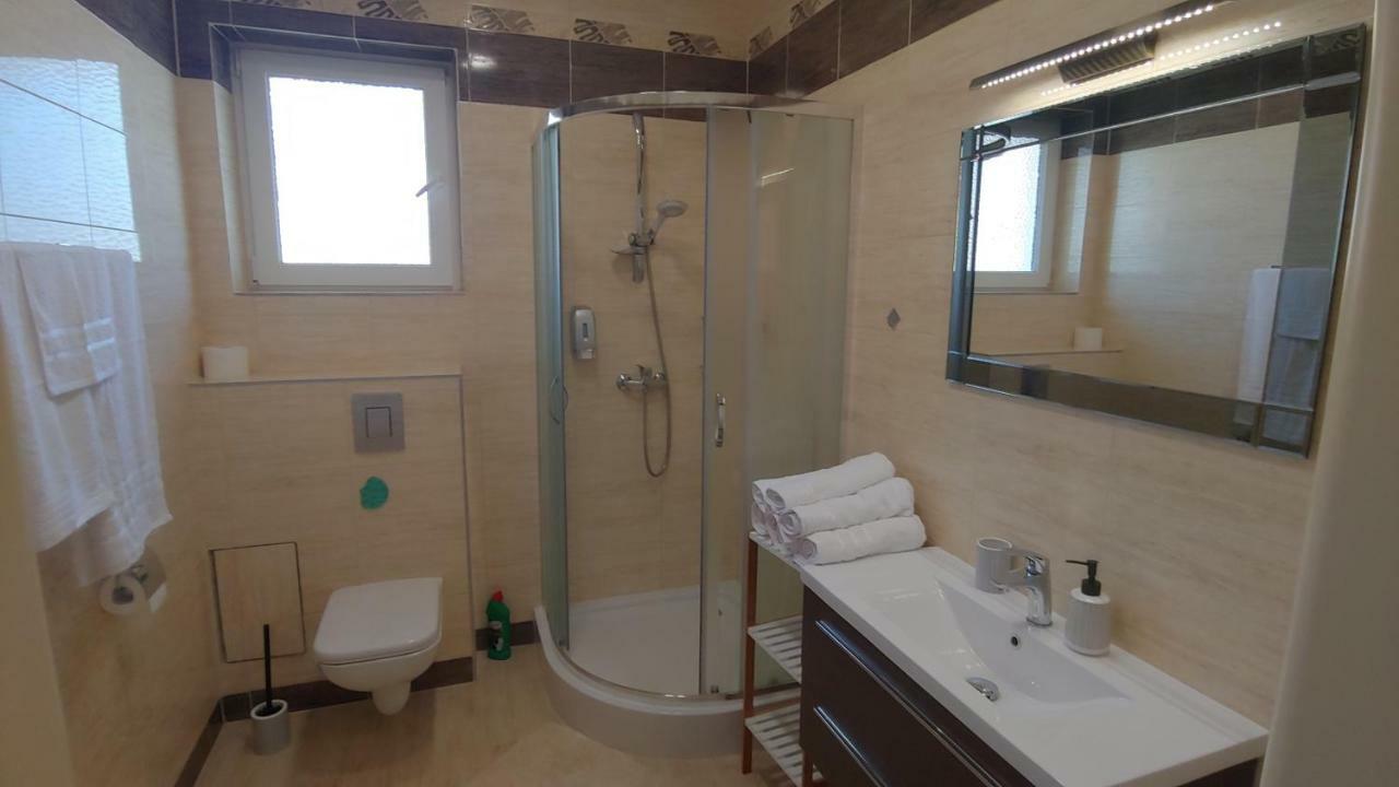 Apartamenty Dzemejra - Jumeirah Darlowo Ngoại thất bức ảnh